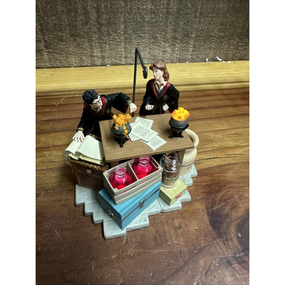 Hallmark Keepsakes Ornaments Harry Potter Cauldron Trouble Magic Series
